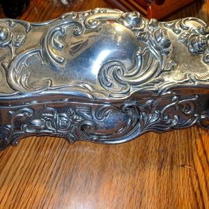Finger Silver Rose Jewelry Casket Box